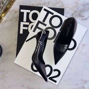 Gianni Versace Black Logo Print 80mm Leather Pumps Womens 37.5 New NIB
